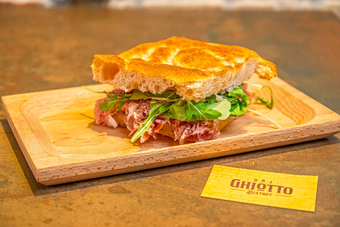 Schiacciata Fiorentina calda