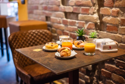 Caffetteria e dolci colazione